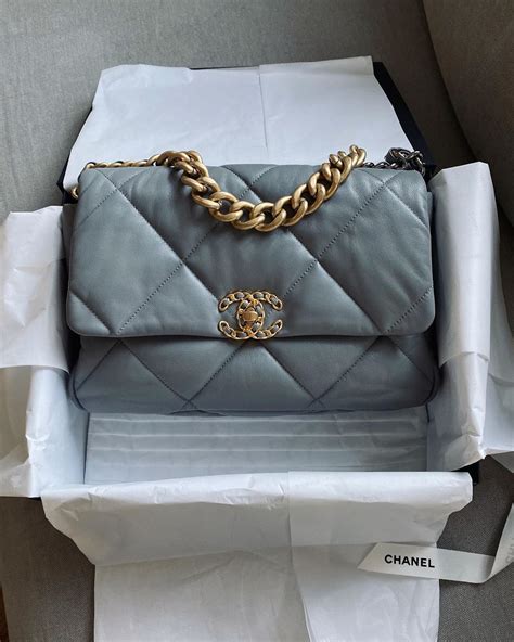 sac chanel 19 prix|Chanel 19.55 bag.